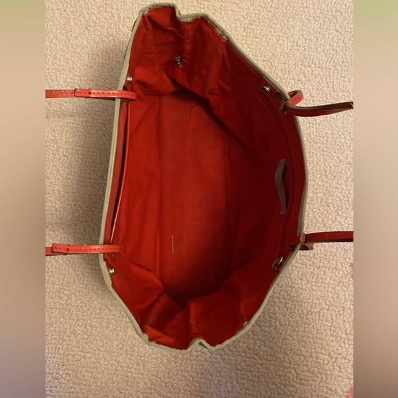 Anya Hindmarch Tote - Poodles Lounging on the Beach - Picture 3 of 5